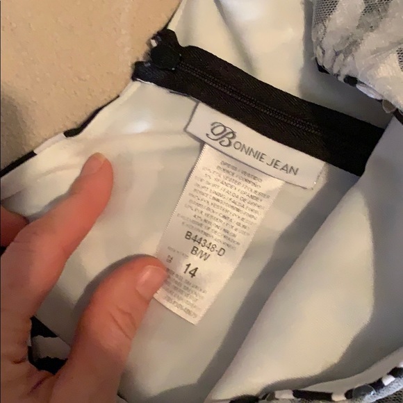 Party Dress - Picture 3 of 4